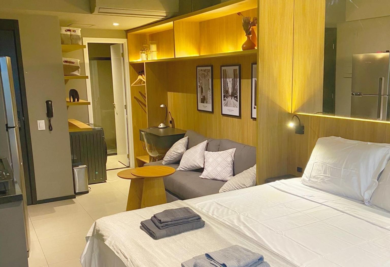 Apartamento Consolacao Grey Box - De Luxo No Centro - Ar Condicionado - Cama Queen - Maquina De Lavar - Prox Metro- Cozinha Completa - Wifi 500mbps - 7 Andar
